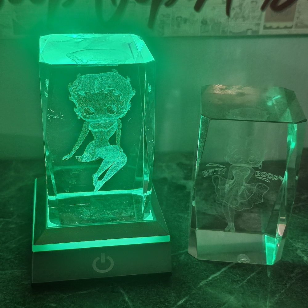 2 Rare Betty Boop 3D Laser Etched Crystal Set And Color Changing LED Light Base